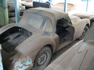 Illustration for article titled California Barn Find: 50 Vintage Cars, All Up For Sale!